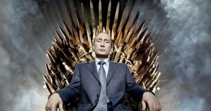 «Остается только сдаться: Путин правит миром»: СМИ призывают любить Россию