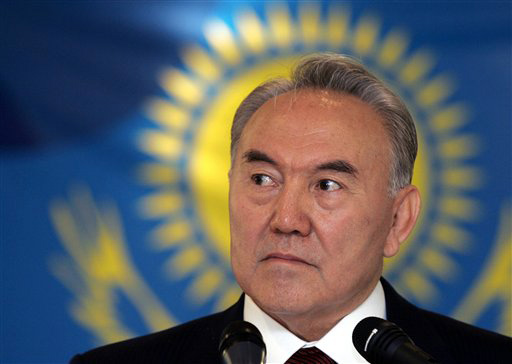 Политическая модернизация в Казахстане: роль парламента, партий и общества