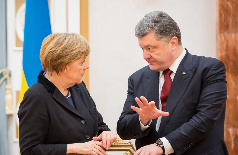 Запад опаздывает с корректировкой своей политики на Украине