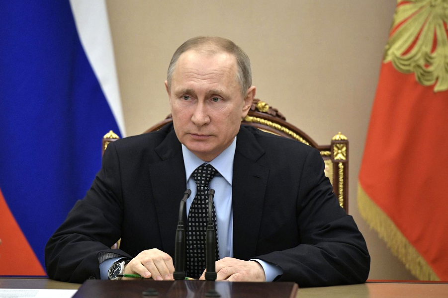 Путин как «символ стабильности», «отец отечества» и «президент ментор» Путин как «символ стабильности», «отец отечества» и «президент ментор»