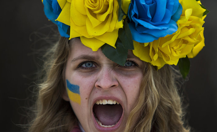 Кто-то Украине в голову дал… Кто-то Украине в голову дал…