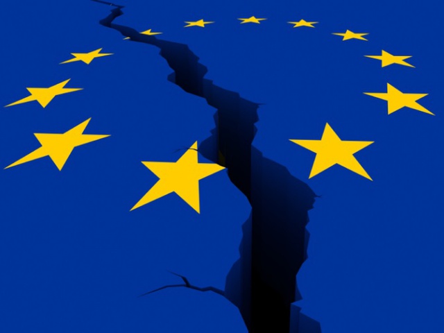 Кризис Евросоюза: страны ЕС устали отвечать за ошибки Брюсселя