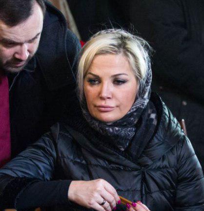 Сбежавшая на Украину Максакова осталась на бобах после убийства Вороненкова
