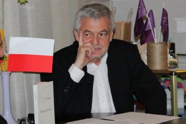 Польша угрожает «огромным скандалом», если ЕС не даст безвиз Украине Польша угрожает «огромным скандалом», если ЕС не даст безвиз Украине