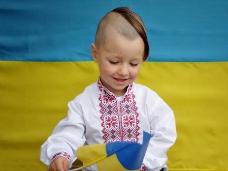 Вместо советских подвигов, украинские дети будут учить подвиги «киборгов»