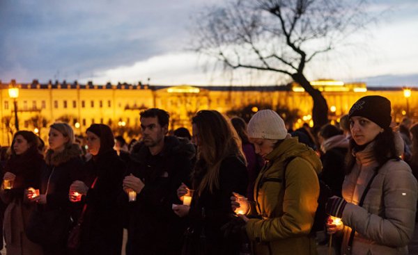 Когда умирают русские, это нормально? Je suis Saint-Pétersbourg! Когда умирают русские, это нормально? Je suis Saint-Pétersbourg!