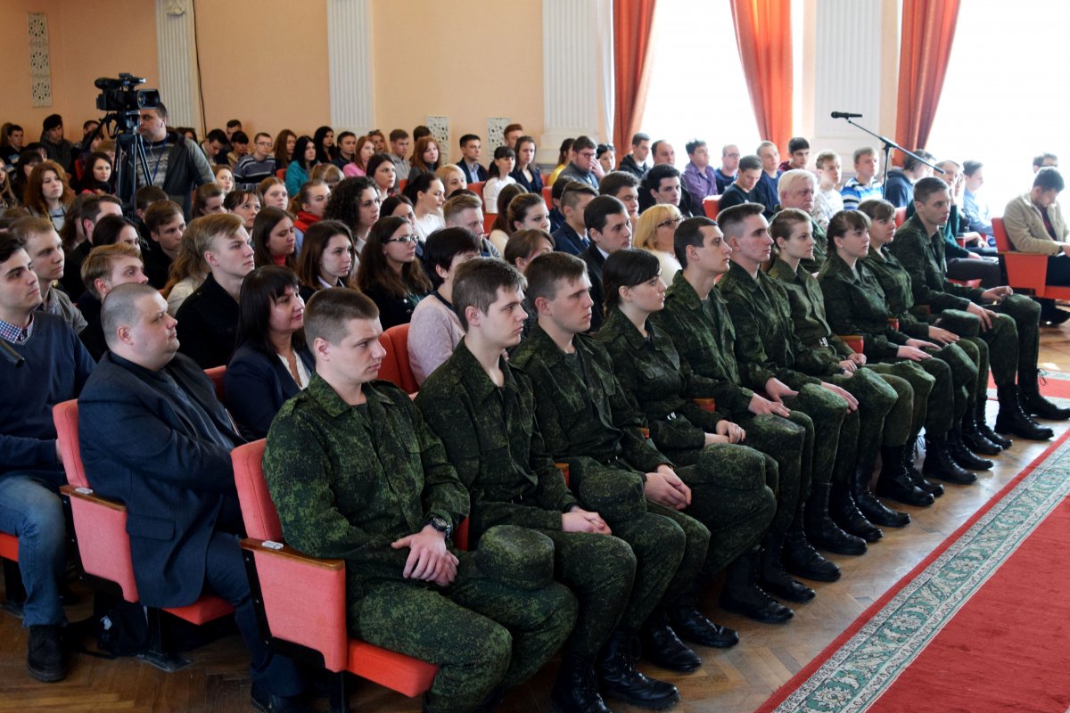 Молодежный парламент – это возможность попасть в Народный Совет ЛНР