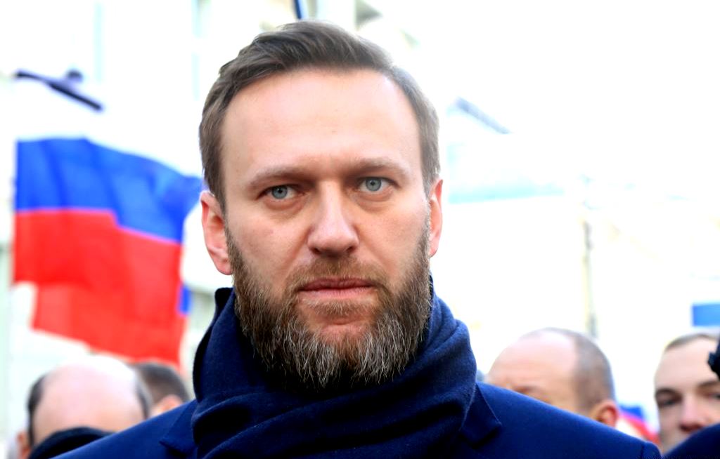 Медведев назначил Навального руководителем антикоррупционного главка