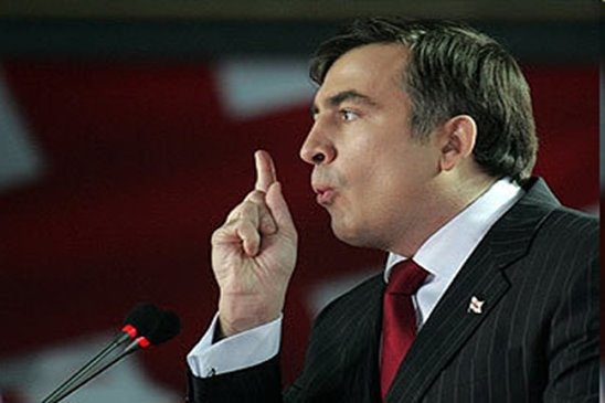 Саакашвили: Конца войны не будет, пока Порошенко "у руля"
