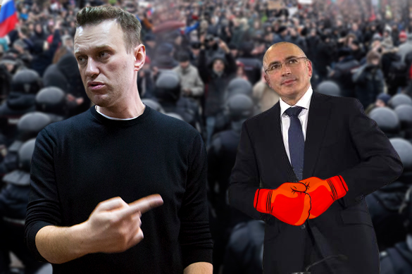 Команды Навального и Ходорковского «послали» друг друга