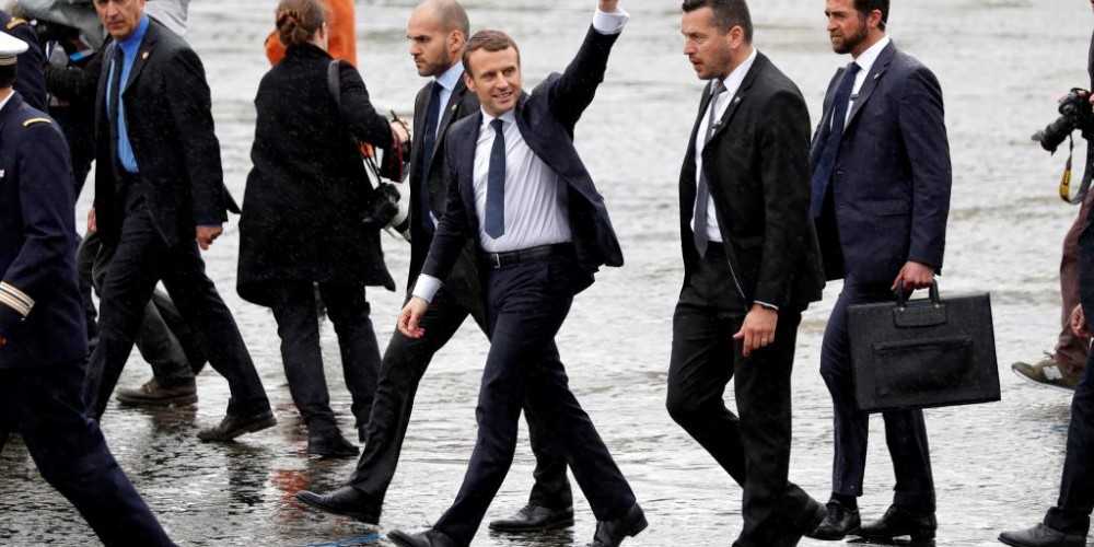 Ещё одна тайна Макрона: стало известно, кто станет премьером Франции