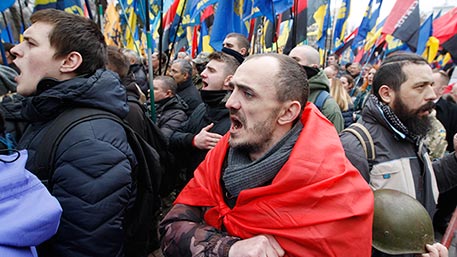 Киевляне о Донбассе из первых уст: Они защищают свою Родину от фашистов Киевляне о Донбассе из первых уст: Они защищают свою Родину от фашистов