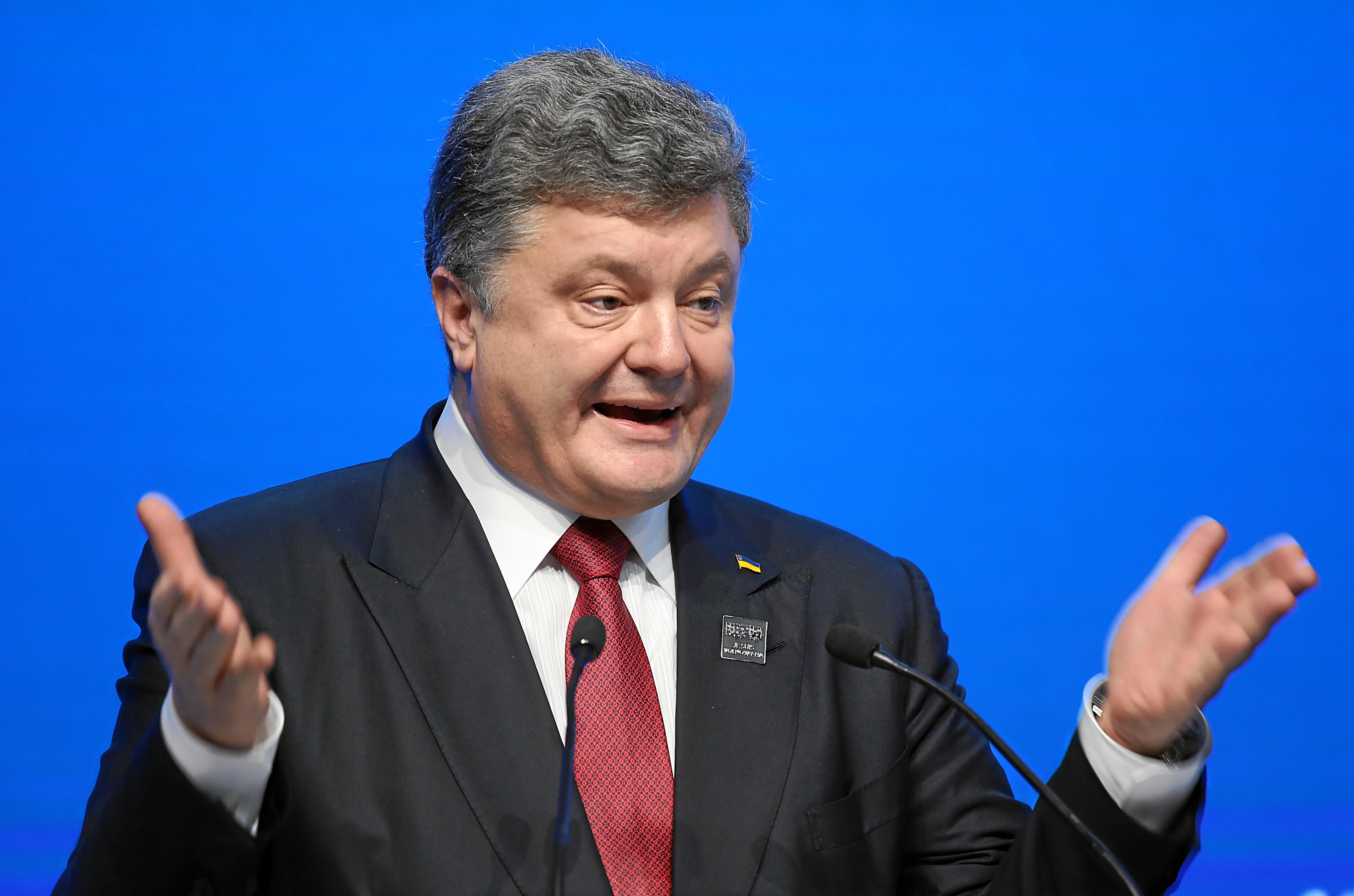 Три дня Порошенко: уровень неадекватности растет с чудовищной скоростью Три дня Порошенко: уровень неадекватности растет с чудовищной скоростью