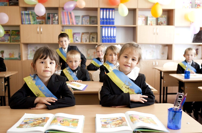 Украинские школьники будут учиться без оценок