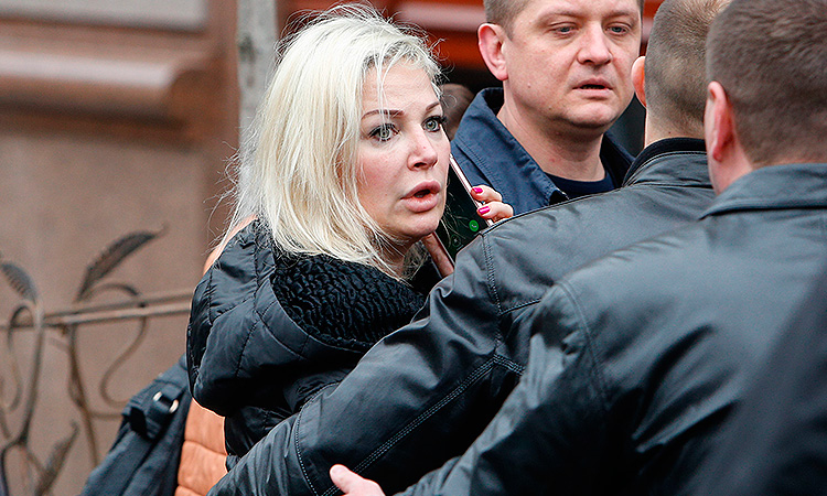 Почему вдова Вороненкова обязана врать об убийстве мужа?