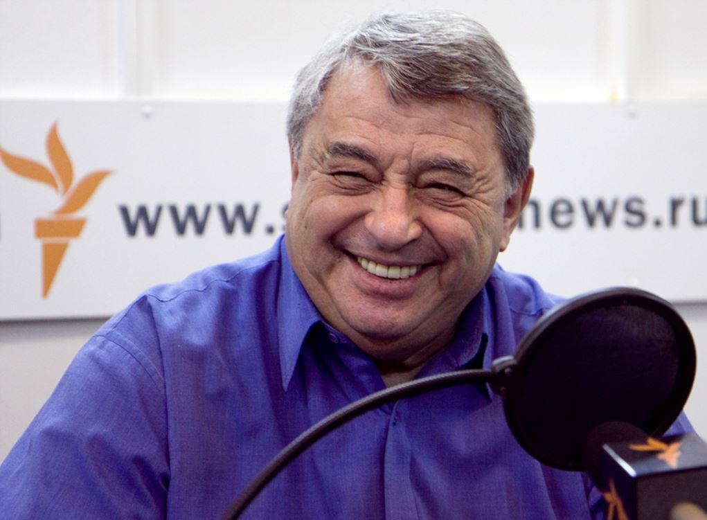 Журналист Синельников описал факты, как украинцы боятся говорить по-русски Журналист Синельников описал факты, как украинцы боятся говорить по-русски