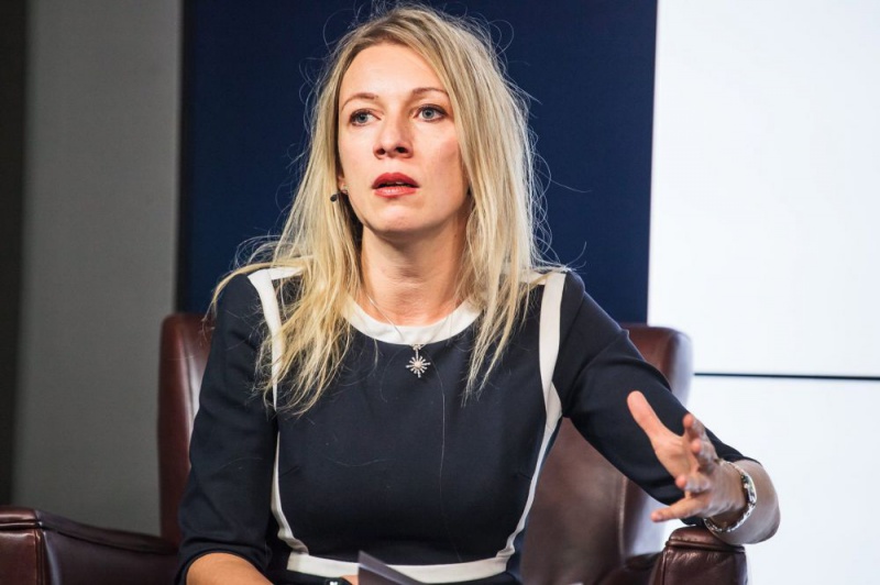 Захарова «намотала на кактус» украинские визы для россиян: «плачьте и жрите»