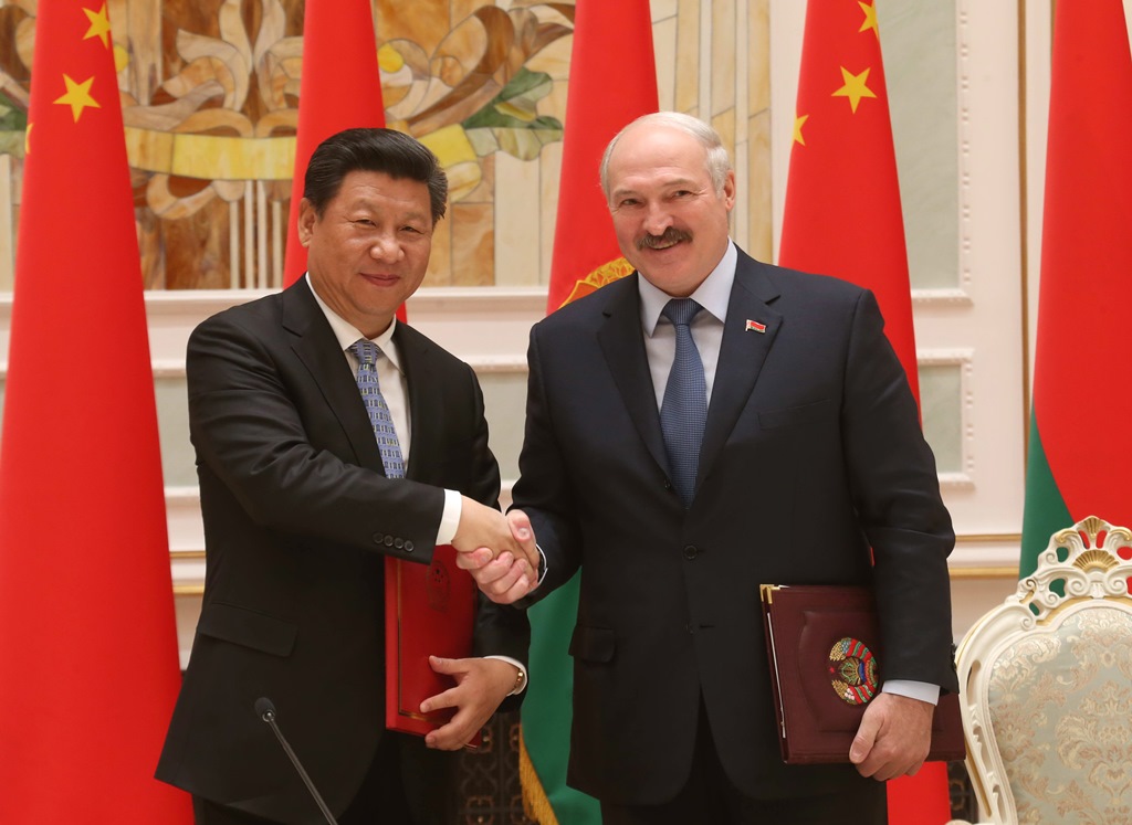 РБ и Китай будут совместно бороться против терроризма и цветных революций
