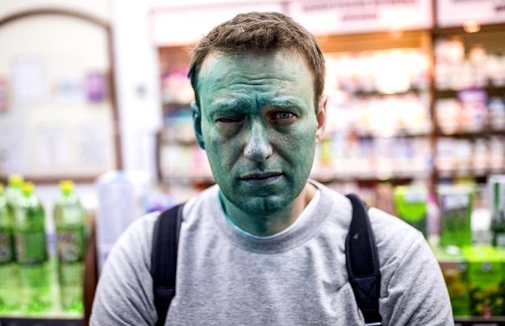 После нападения Навальный потерял зрение на 80%
