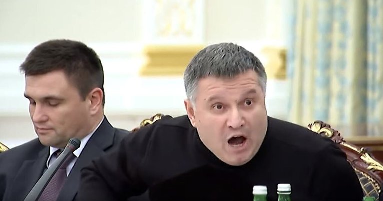 Аваков прокомментировал сообщение об отмене «Закона Савченко»