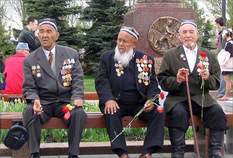 Запретом акции «Бессмертный полк» Таджикистан посылает сигнал Москве