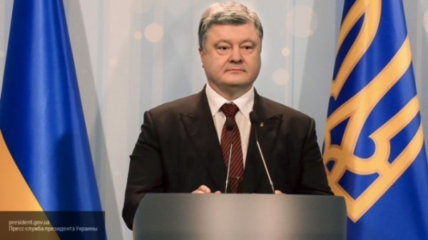 Порошенко поздравил украинцев с «европейской весной»