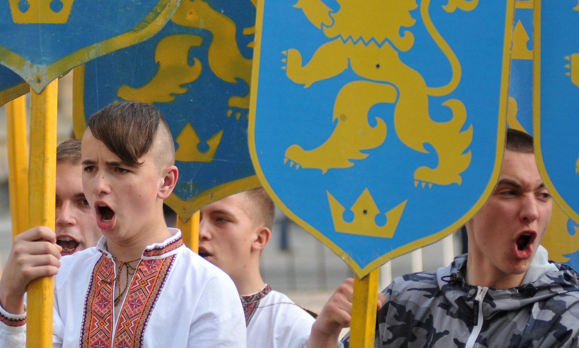 Школьники рискуют стать новым оружием Киева против «неправильных» украинцев
