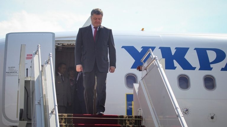 Порошенко приехал в Вашингтон за скальпами Авакова и Тимошенко
