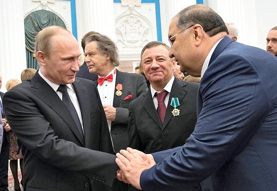 «Олигархи отказались подчиняться Путину»