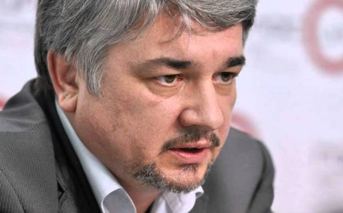 Ростислав Ищенко: Белый дом намерено унизил Порошенко