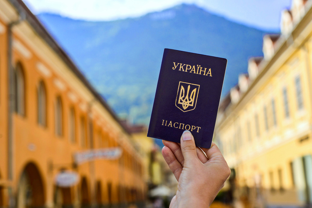 Европа требует к себе жителей Донбасса Европа требует к себе жителей Донбасса