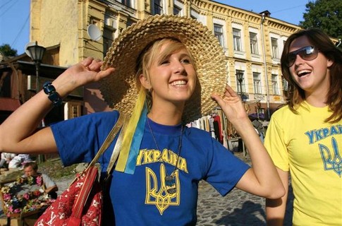 Украинцы массово едут отдыхать в Крым: «Безвиз не нужен, в России лучше»