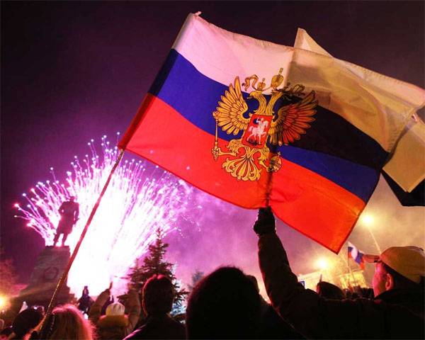 Непраздничные мысли в День России, или Большой привет из 90-х