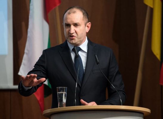 Как президент Болгарии Радев грудью встал на защиту России в ЕС