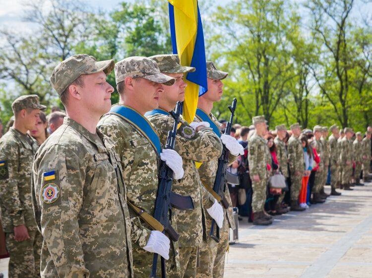 Пока не введут визовый режим с Россией, офицеры ВСУ в опасности Пока не введут визовый режим с Россией, офицеры ВСУ в опасности