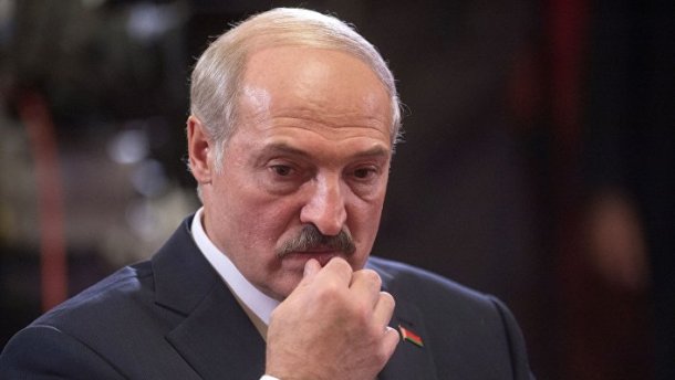 Западная игра Лукашенко: Батька наступает на опасные «киевские грабли»