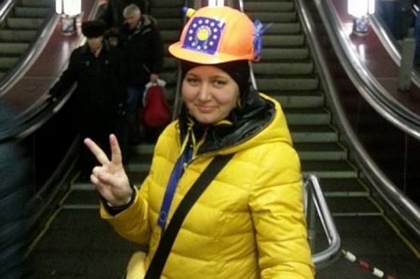 Рогачем по русской мове: Ницой предложила задавить «русских» на Украине Рогачем по русской мове: Ницой предложила задавить «русских» на Украине