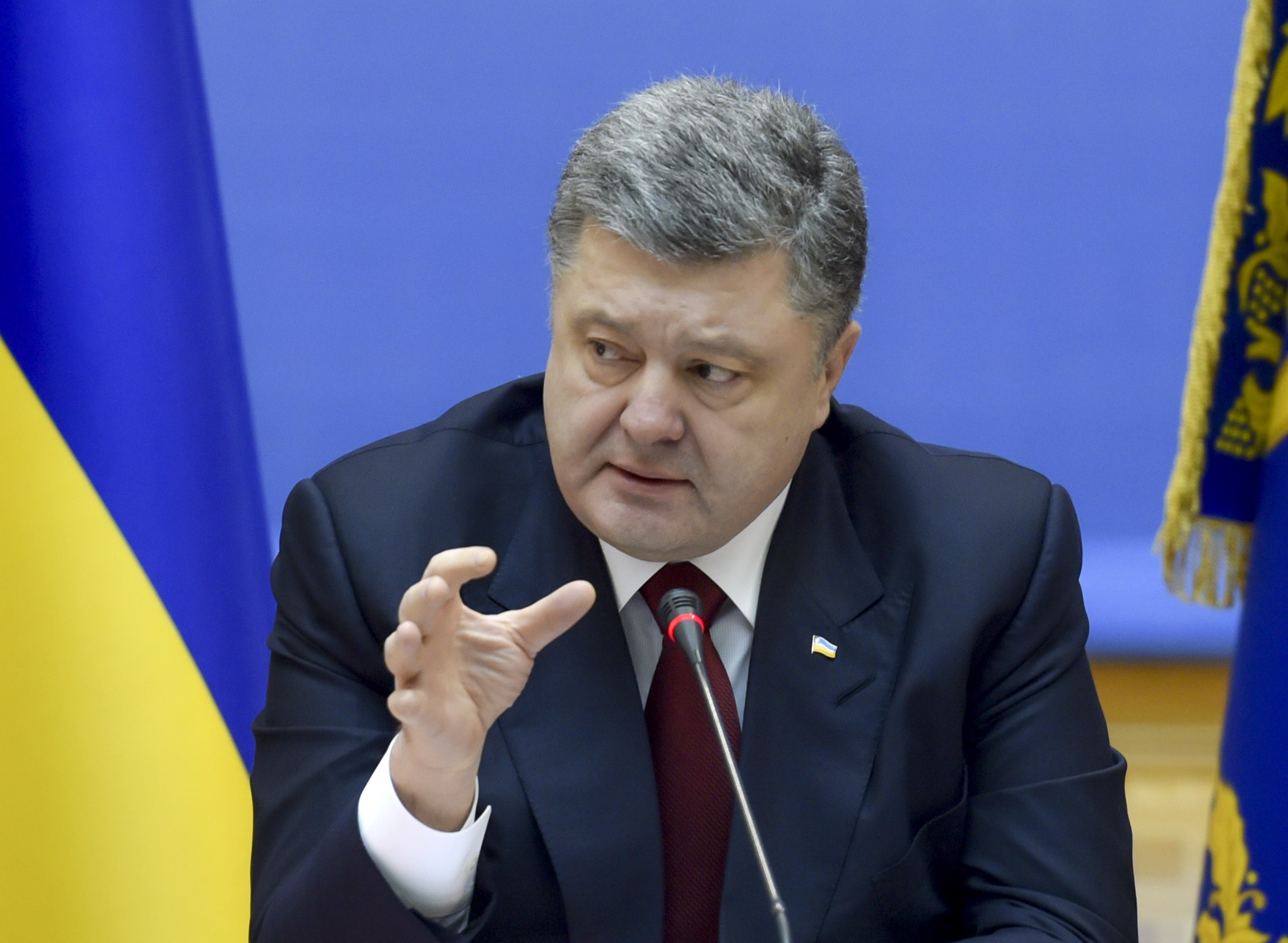 Верховенство права выброшено на Украине под автобус диктатором Порошенко