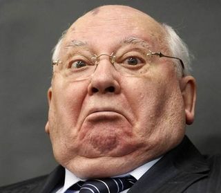 Горбачев не признал ошибки, говоря о «корне зла» между Россией и США