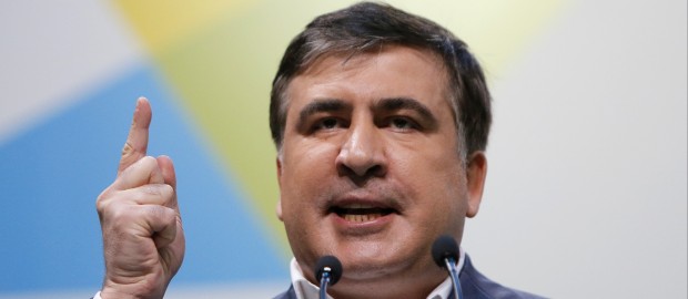 За украинский паспорт: Саакашвили раскрыл, чего боится Порошенко