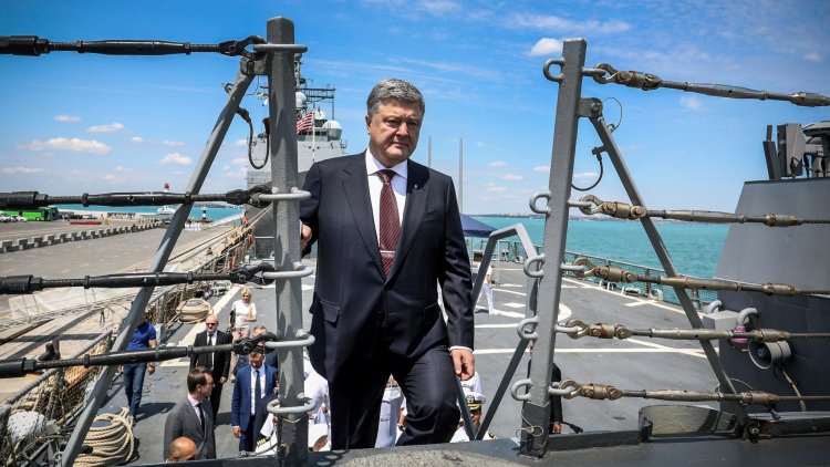 Порошенко пообещал Молдове помощь в возврате контроля над Приднестровьем