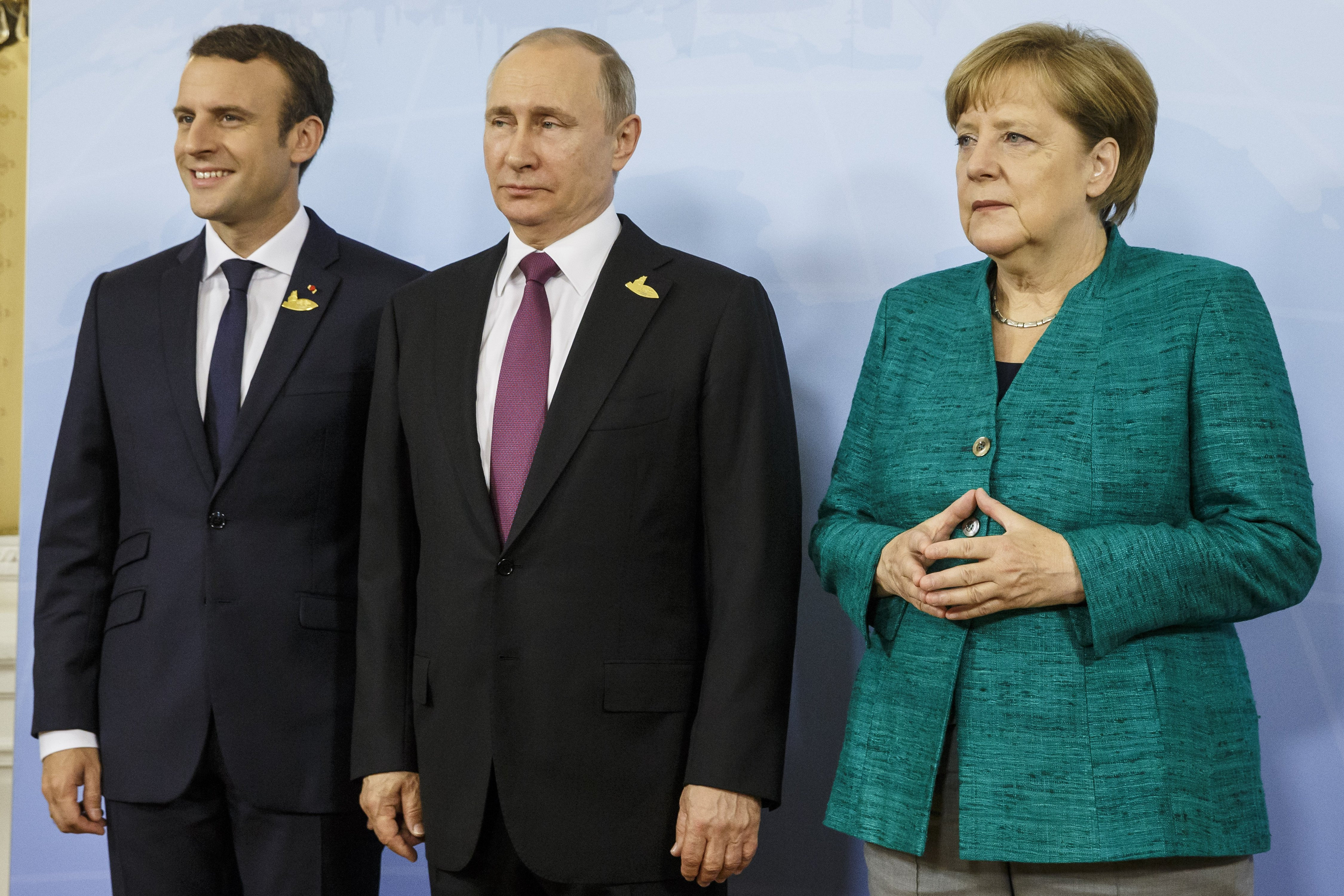 Украина пытается сорвать переговоры с Путиным, Меркель и Макроном