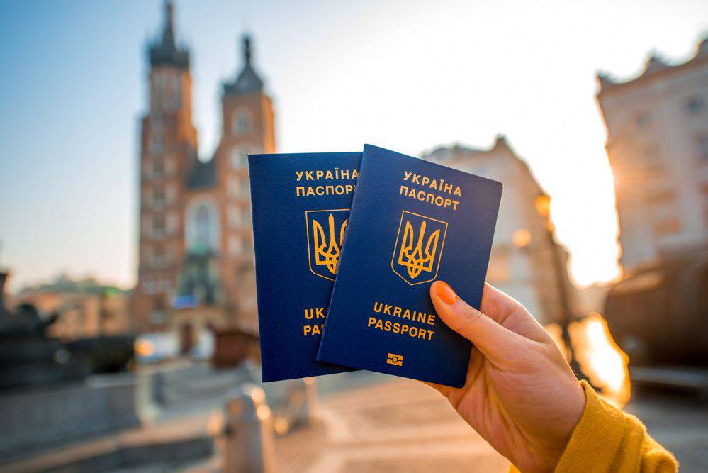 Украина «заманивает» крымчан американскими визами