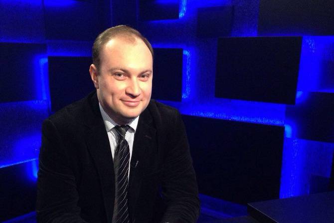Украинский политолог Андрей Бузаров: Крым нам не поможет и не вернется