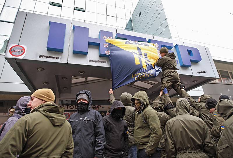 «Отжим» украинского ТВ: скандальный «Интер» скоро сменит владельца