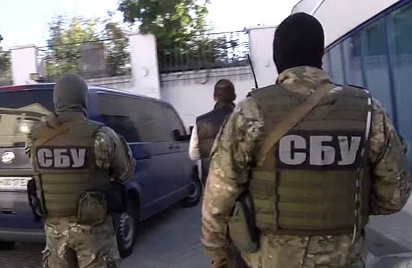 Скандал с вербовкой крымчан: О чем говорит прокол украинских спецслужб