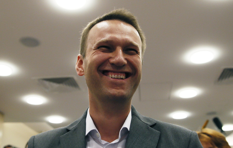 Тур во Францию? Испанию? МММ? Для чего Навальный собирает деньги?