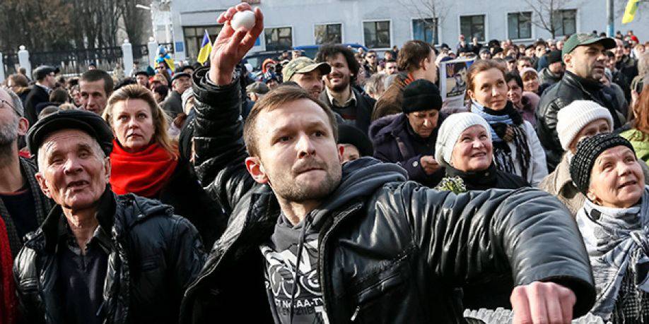 Украинские неонацисты пообещали «горячую осень»