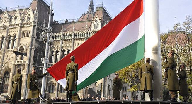 Венгрия объявляет дипломатическую войну Украине