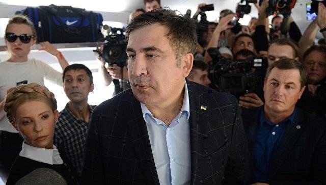 Из Саакашвили делают таран по сносу Порошенко